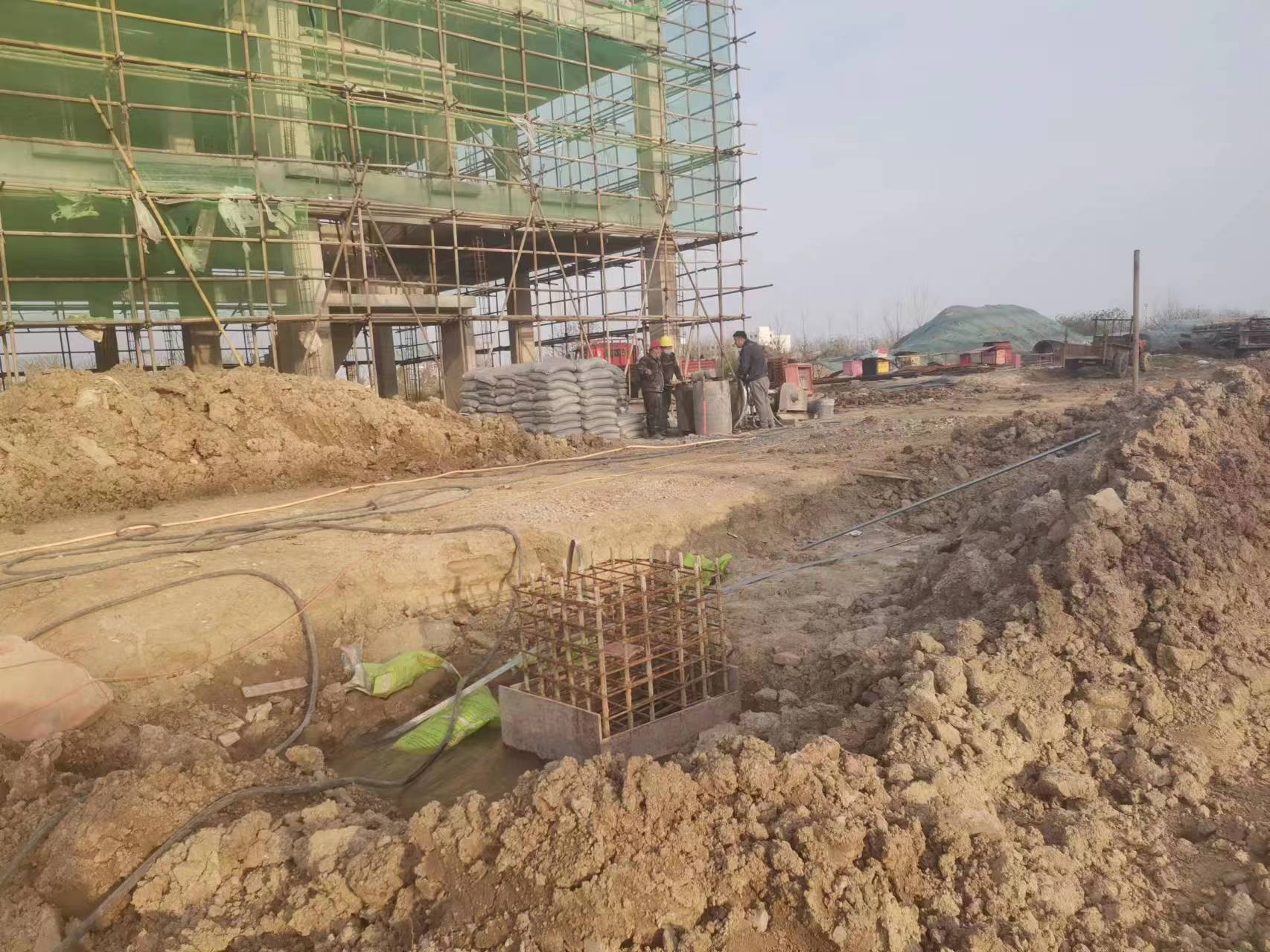 革吉当桥梁出现裂缝的时候应该及时加固修补